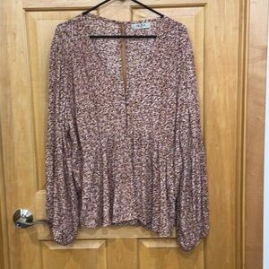 Aura pink beige top size XL long sleeve v-neck button front partial open back